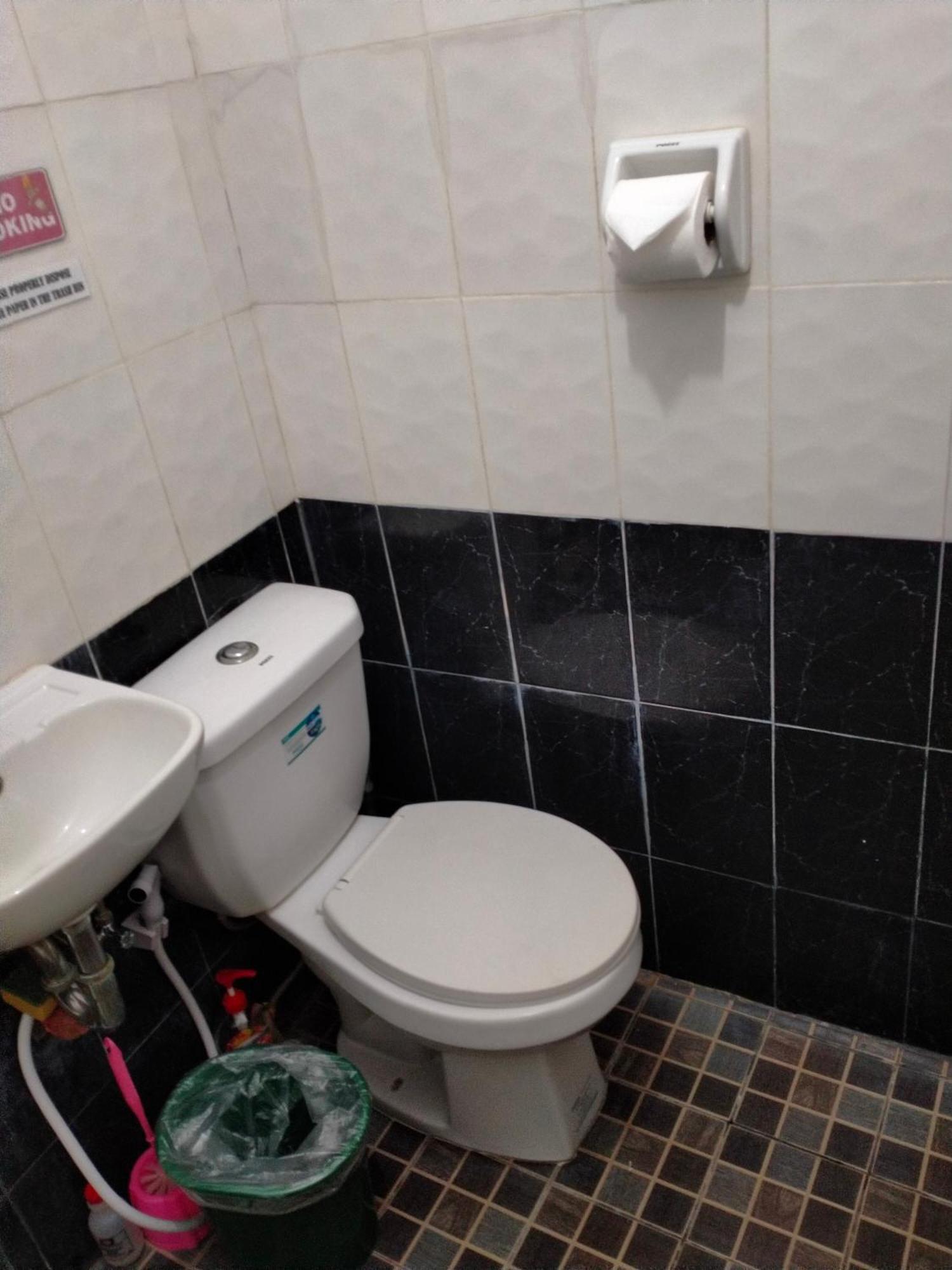 לאואג V.F. Riton Apartelle חדר תמונה